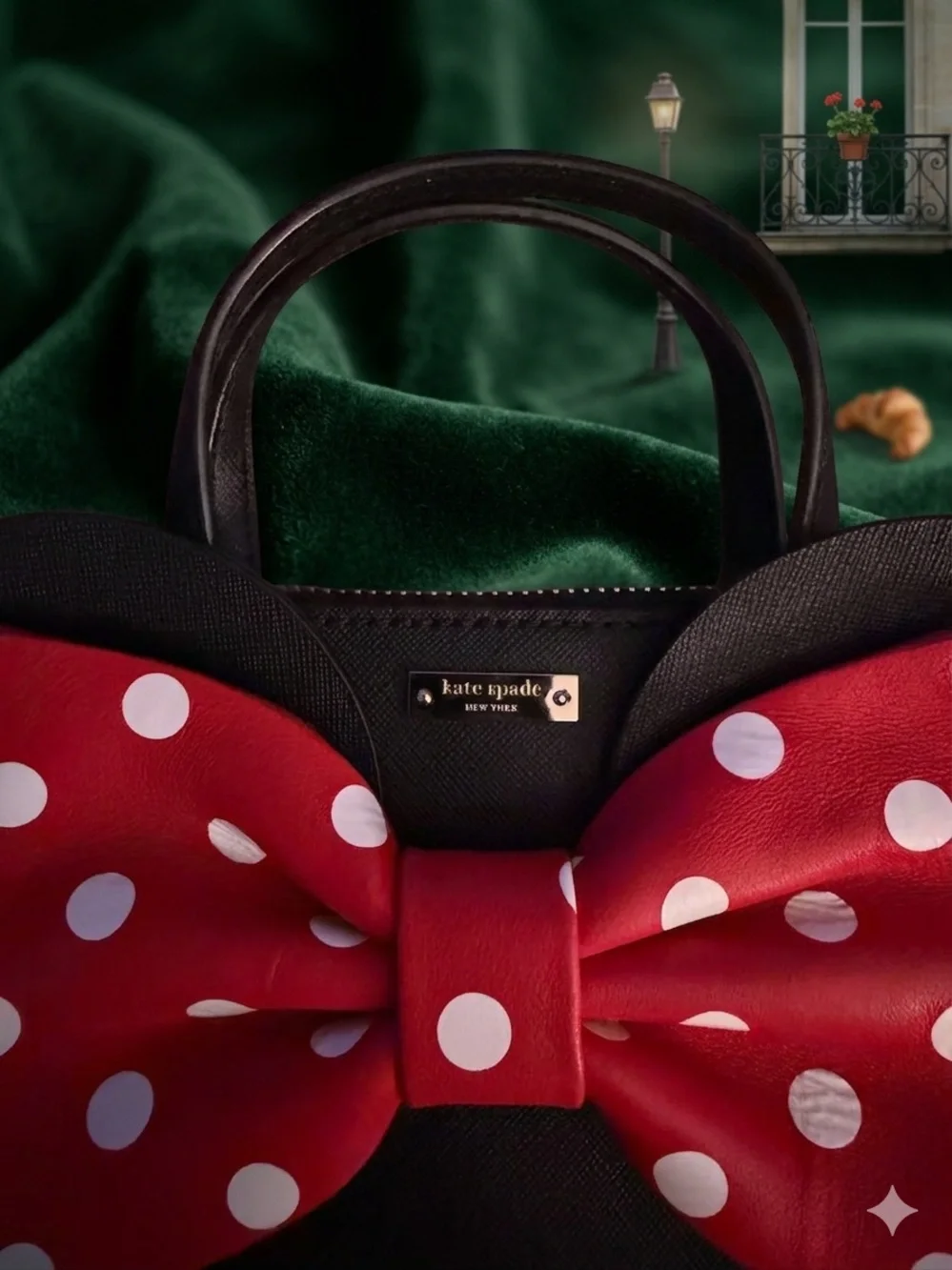 Disney x Kate Spade New York Minnie Mouse Mini Maise Crossbody Bag